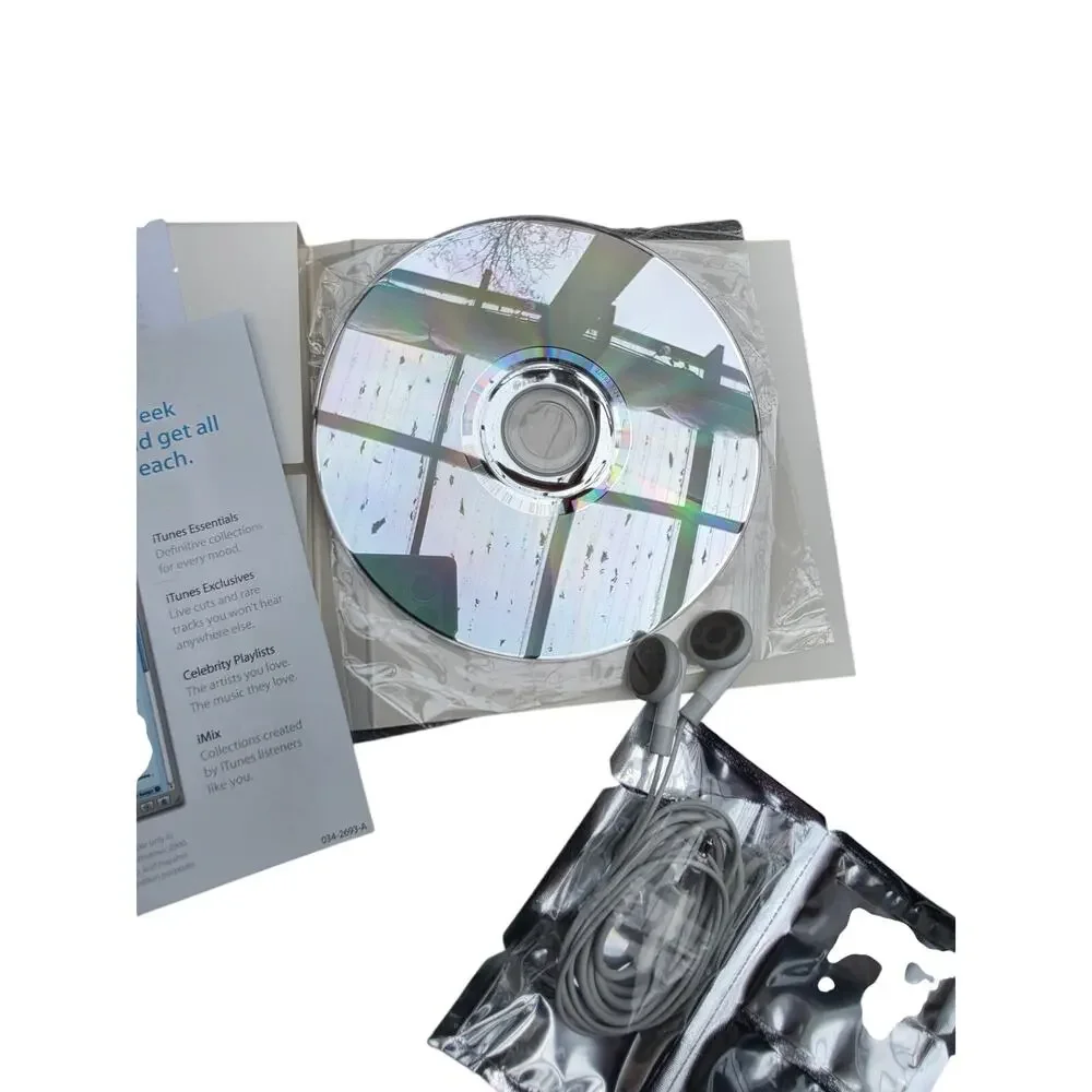 Apple iPod 4th Generation 20GB Classic Click Wheel - With Original Box & Inserts